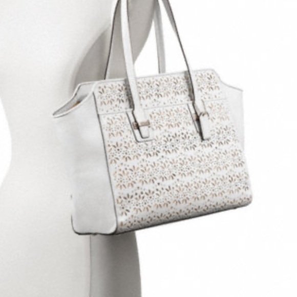 NWT TAYLOR EYELET LEATHER CARRYALL (COACH F27391) - Picture 13 of 13